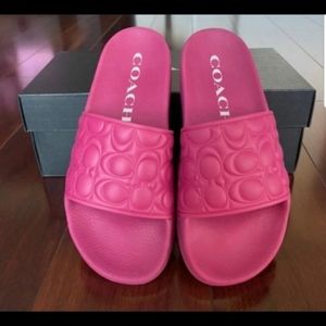 Coach Slides size 8